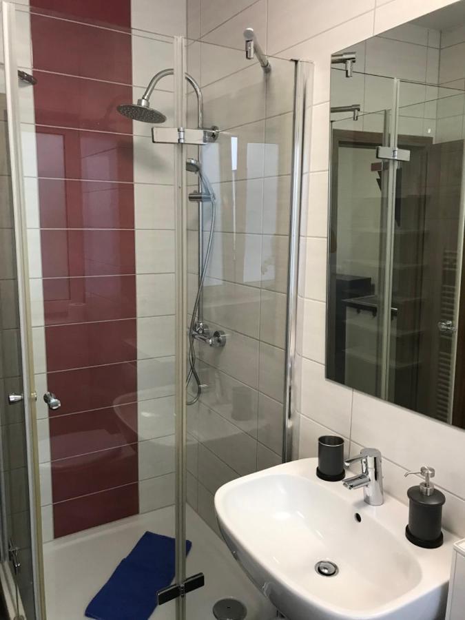 Appartements Am Hafen Zwenkau Eksteriør billede