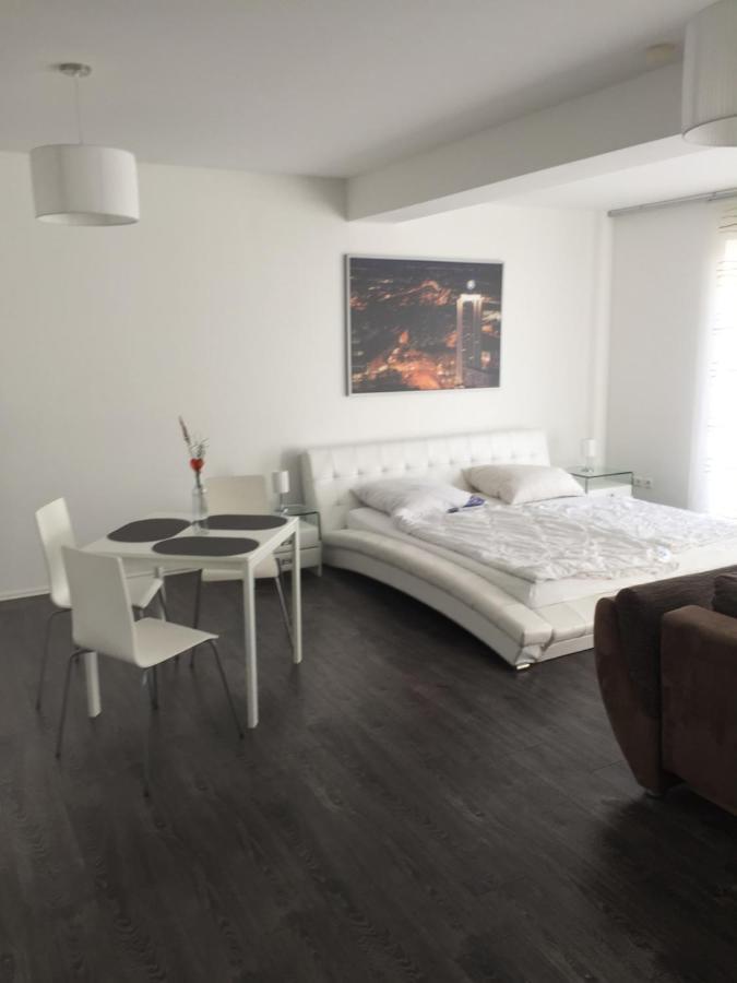 Appartements Am Hafen Zwenkau Eksteriør billede