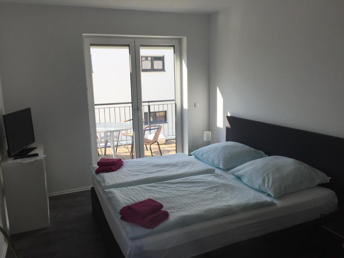 Appartements Am Hafen Zwenkau Eksteriør billede