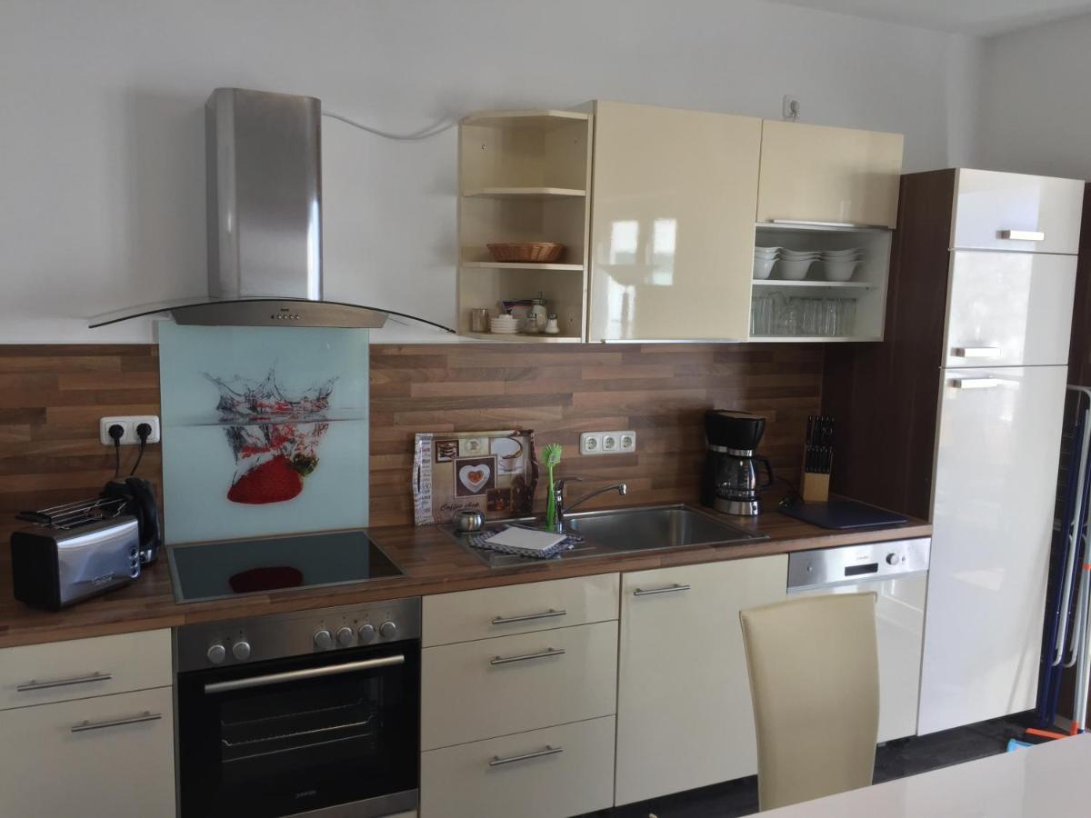 Appartements Am Hafen Zwenkau Eksteriør billede